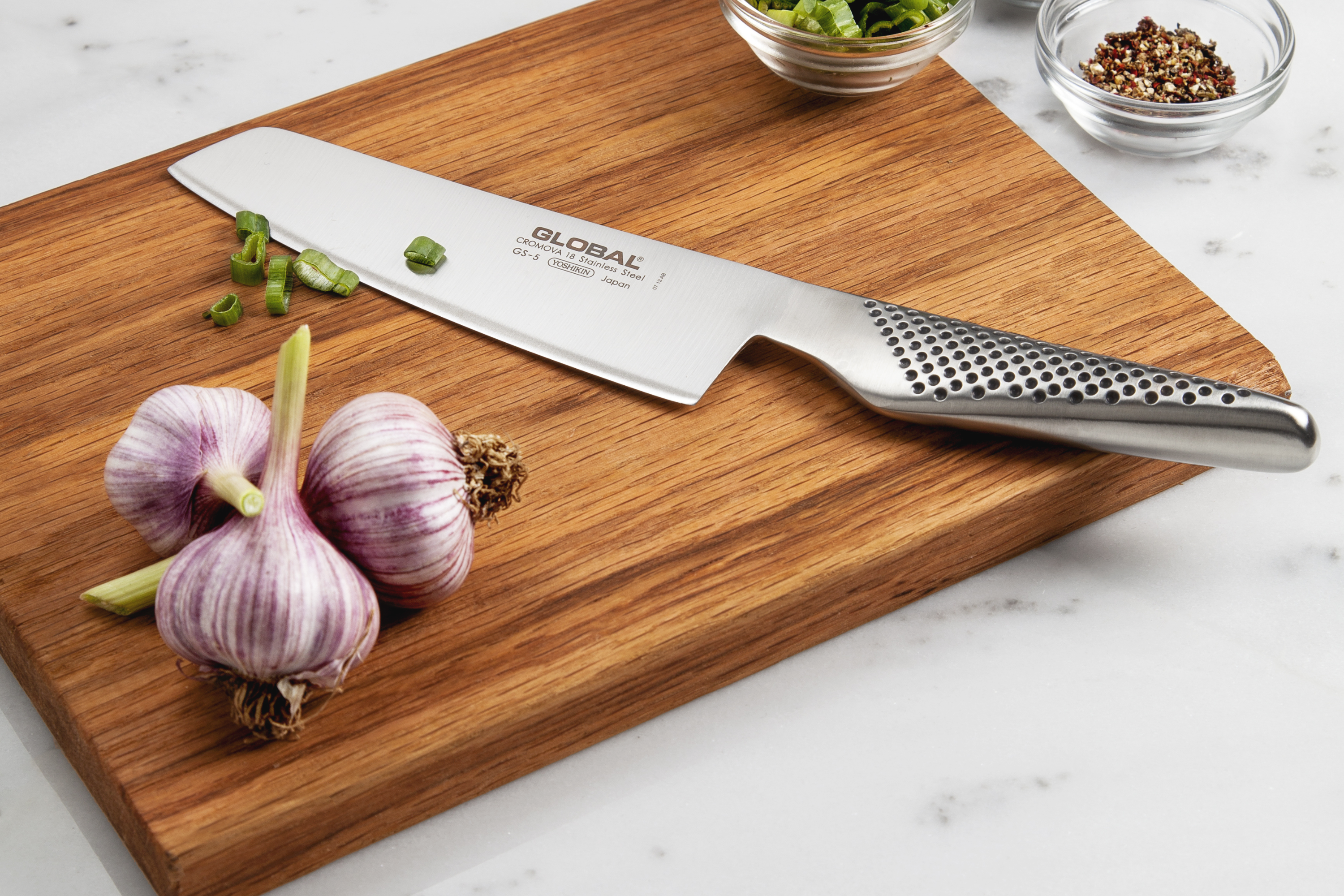 When and Where to Get Your Knives Professionally Sharpened: A Guide to Farmers Market Services