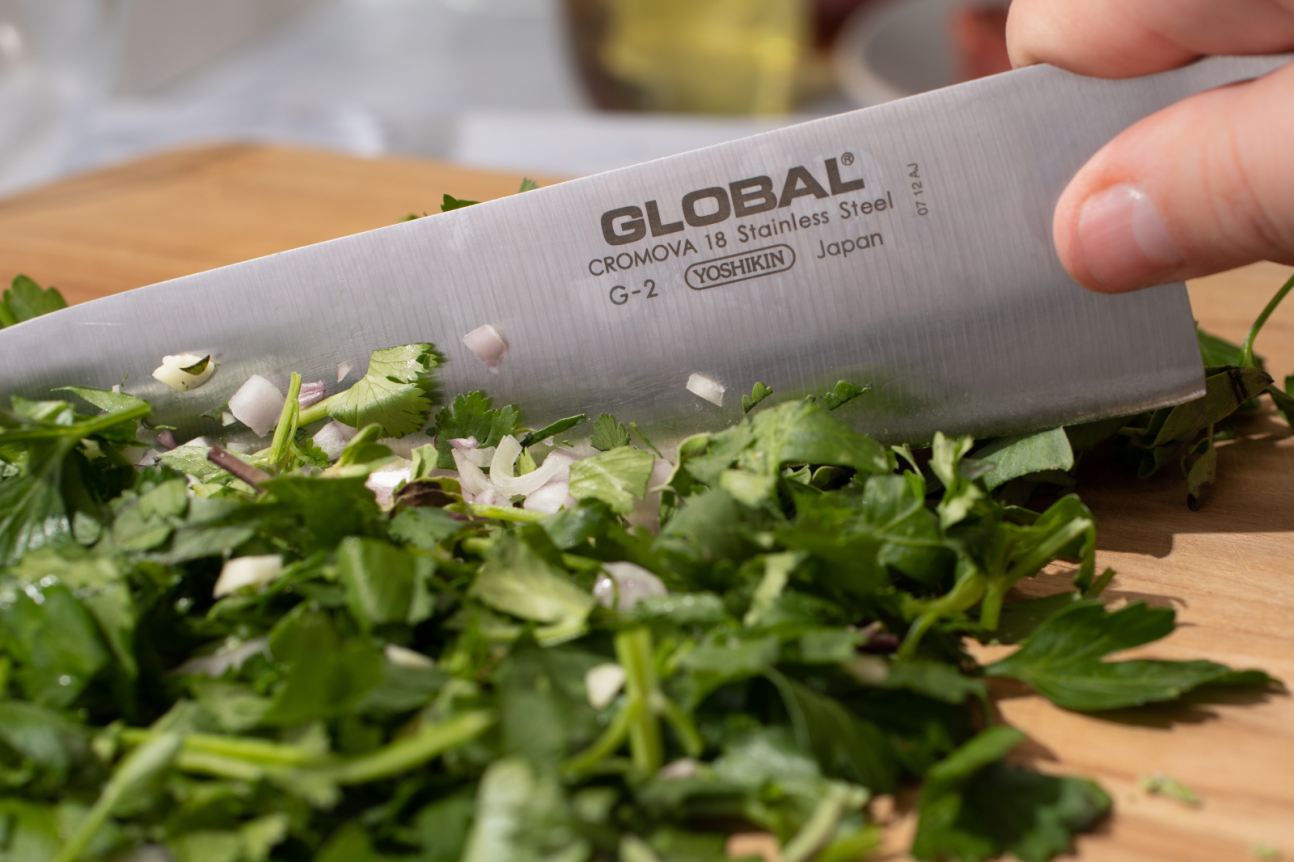 Guide to Choosing the Right Chef's Knife for You